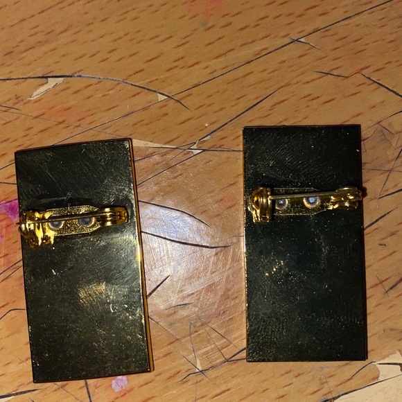 2 have you hugged your foot today? nike pins - Picture 4 of 8